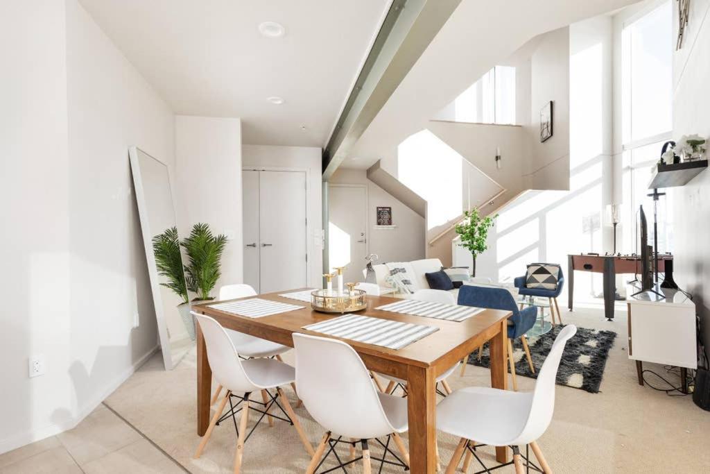 Upscale 3Br Penthouse By Cozysuites Indianapolis Buitenkant foto