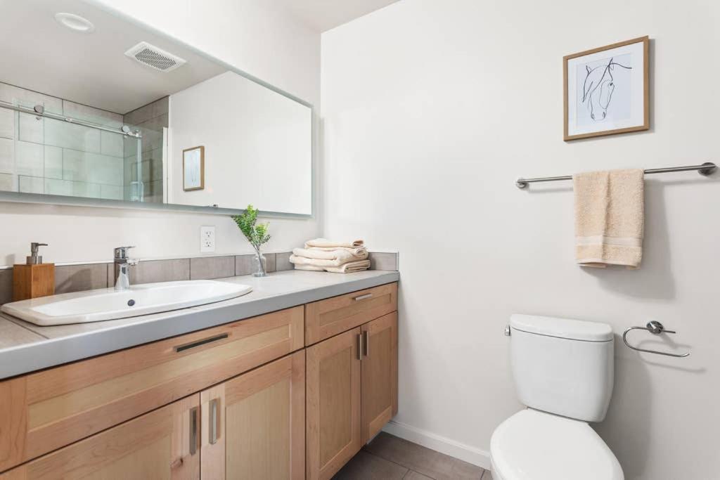 Upscale 3Br Penthouse By Cozysuites Indianapolis Buitenkant foto