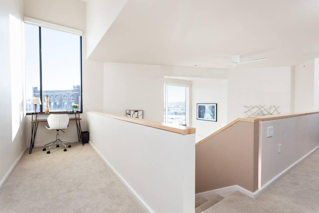 Upscale 3Br Penthouse By Cozysuites Indianapolis Buitenkant foto