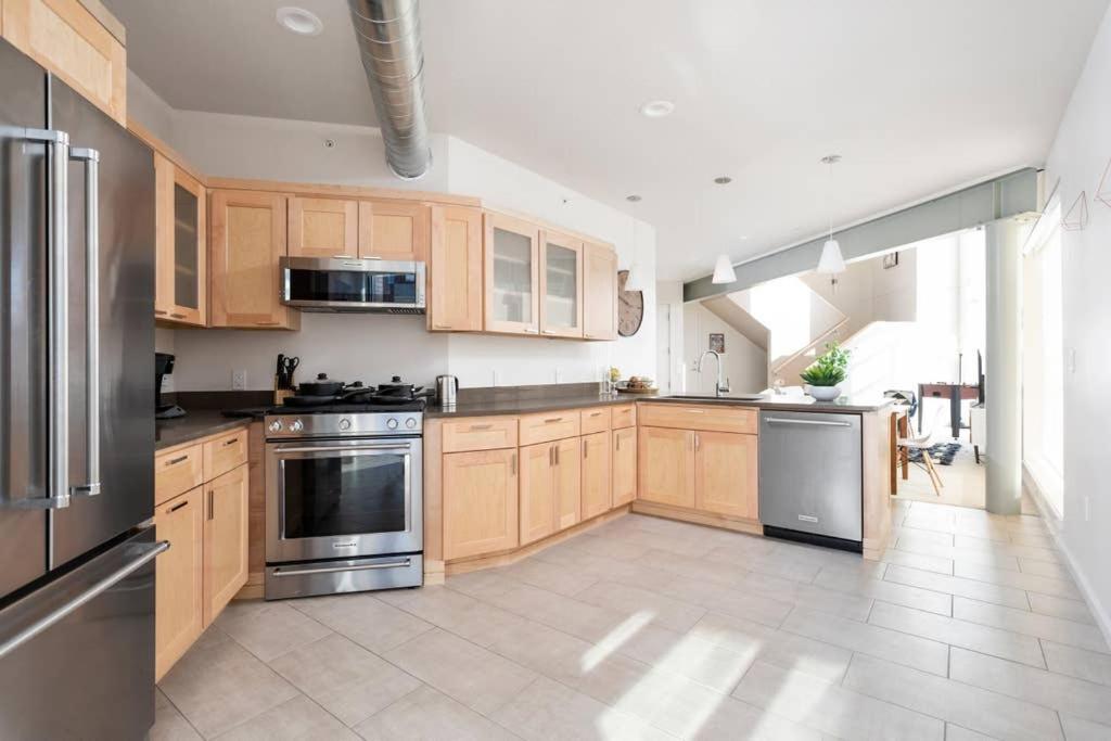 Upscale 3Br Penthouse By Cozysuites Indianapolis Buitenkant foto